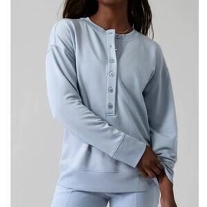 Athleta blue women's size size large henley sweatshirt
